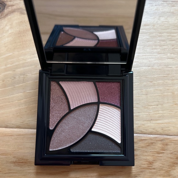Estee Lauder Other - Estée Lauder Pure Color Eye Shadow